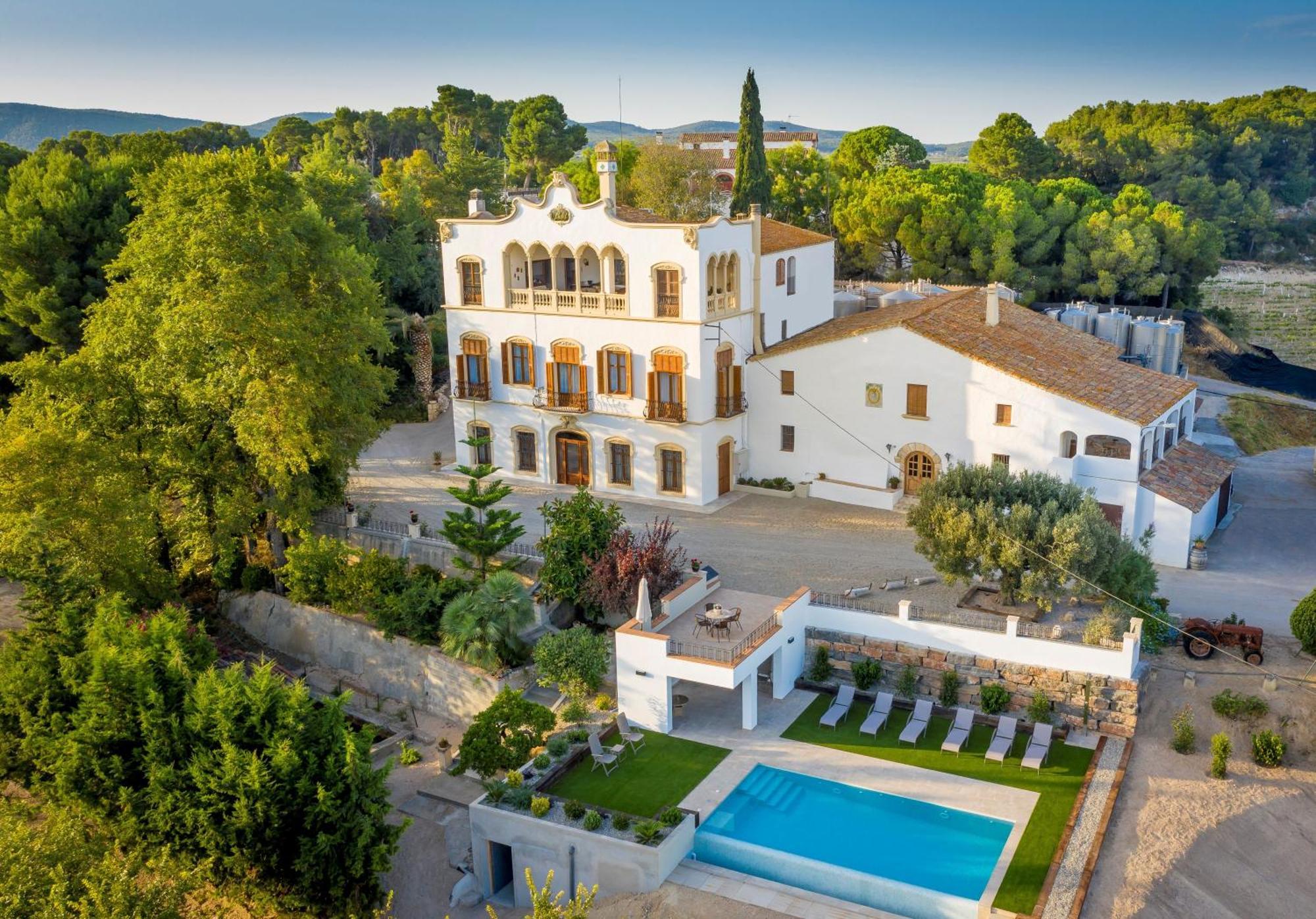 Castellvi de la MarcaBolet Casa Modernista住宿加早餐旅馆 外观 照片